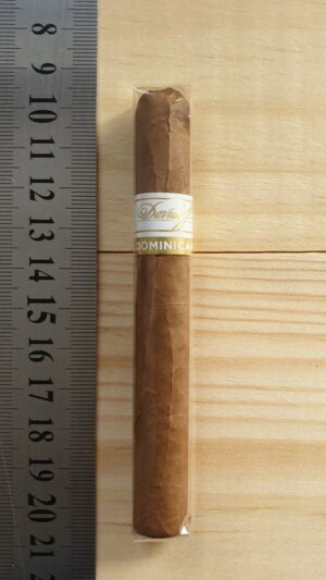 Davidoff Primeros Dominican Cigar - 1 Single Cigar