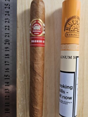 H Upmann Magnum 50 Cigar Tubos - 1 Single Cigar