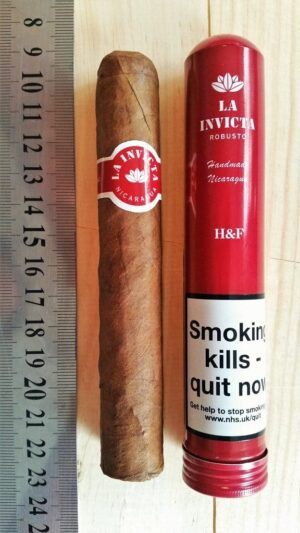 La Invicta Nicaraguan Robusto Cigar