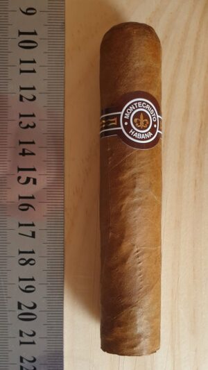 Montecristo Petit Edmundo Cigars untubed - 1 Single Cigar