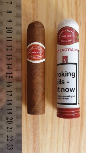 Romeo y Julieta Petit Royales Tubos Cigars