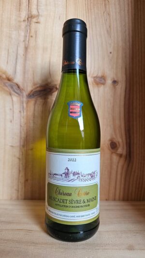 Buy half bottles of Chereau Carre Muscadet Sevre & Maine at Fareham Wine Cellar