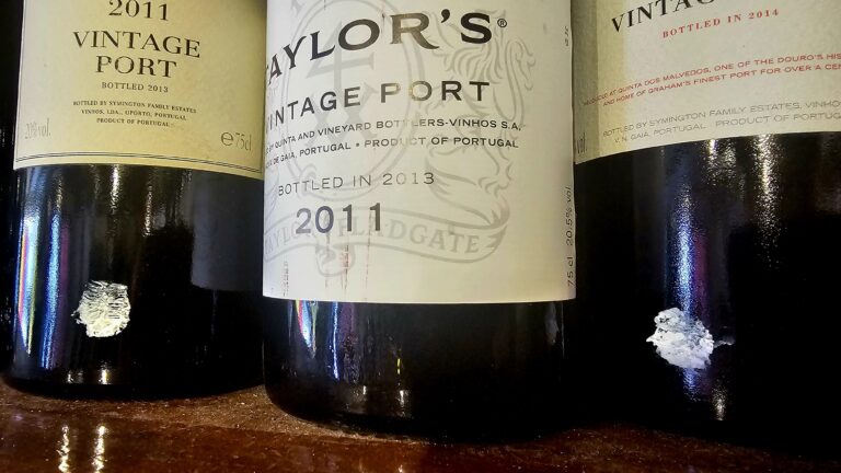 White Paint Marks on Vintage Port Bottles (1)