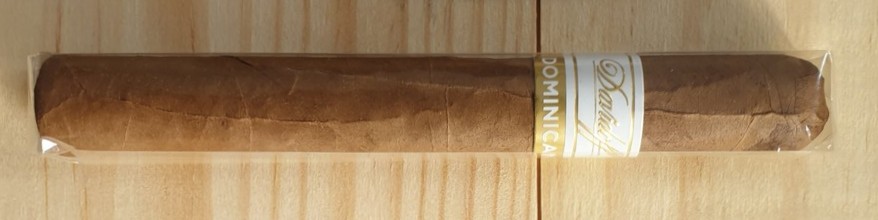 Davidoff Primeros Dominican Single Cigar at Fareham Wine Cellar